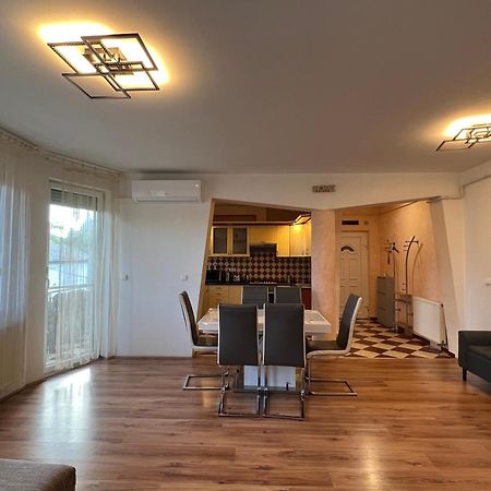 Kristaly Apartman Szeged Eksteriør billede