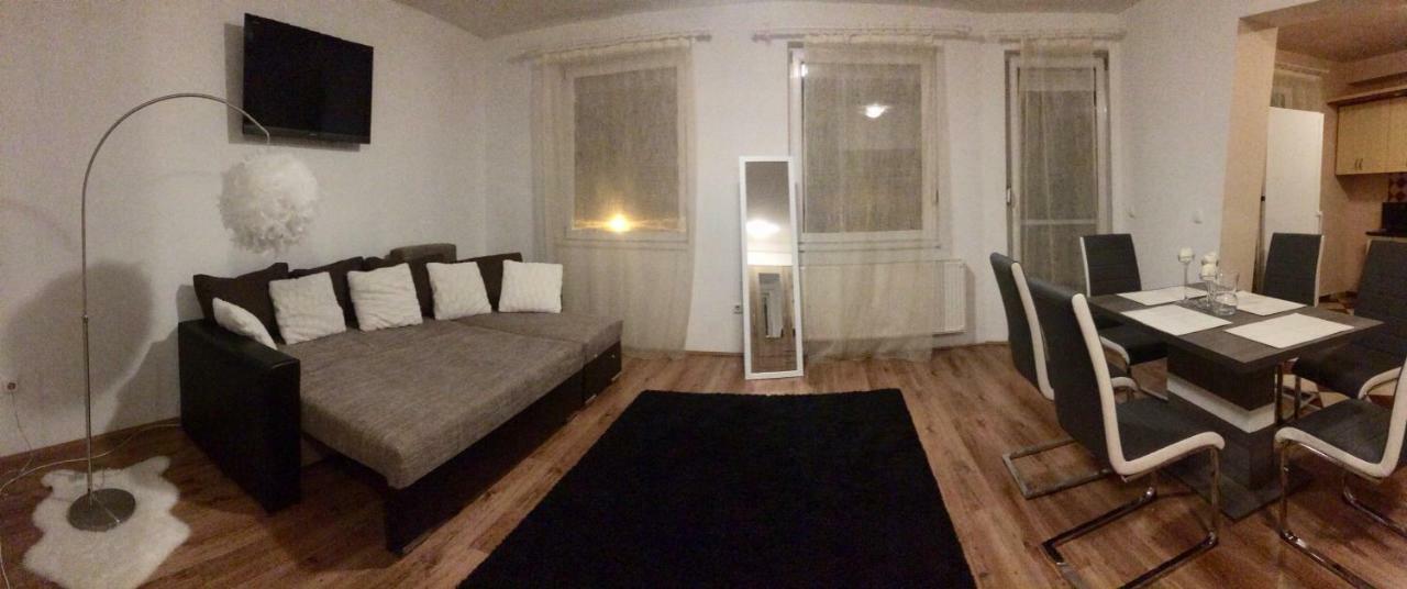 Kristaly Apartman Szeged Eksteriør billede